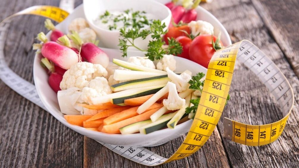 Ushqim dietik për humbje peshe